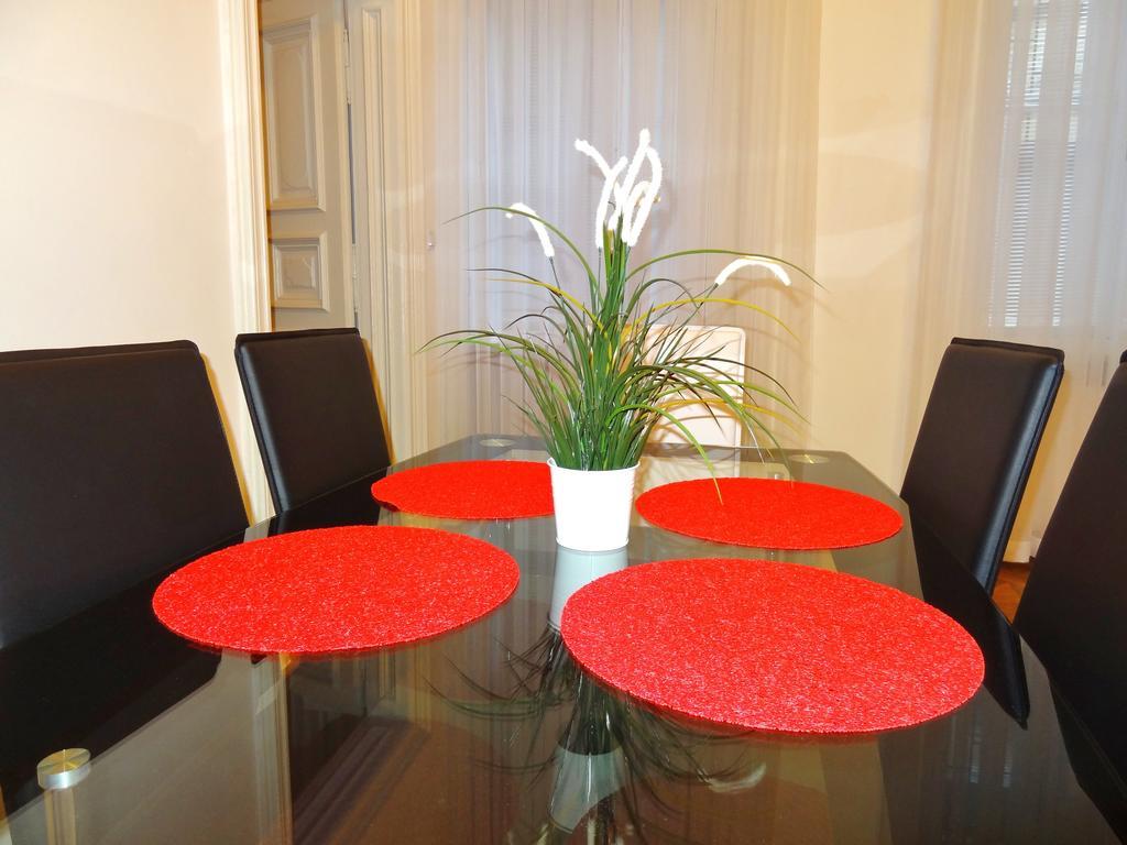 Erzsebet Boulevard Apartment بودابست المظهر الخارجي الصورة